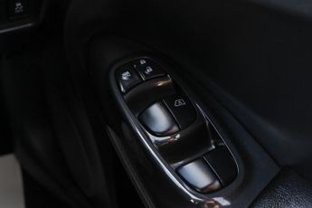 Nissan Juke 1.6 Bose Personal Edition SUV 5dr Petrol XTRON Euro 6 (112 ps)