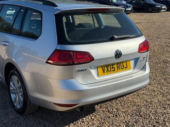 Volkswagen Golf 1.6 TDI BlueMotion Tech SE Estate 5dr Diesel Manual Euro 5 (s/s)