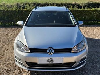 Volkswagen Golf 1.6 TDI BlueMotion Tech SE Estate 5dr Diesel Manual Euro 5 (s/s)