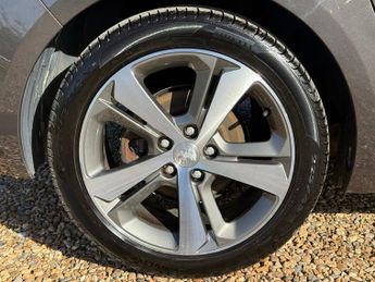 Peugeot 308 SW 1.2 PureTech Allure Estate 5dr Petrol EAT Euro 6 (s/s) (130 ps)