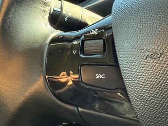 Peugeot 308 SW 1.2 PureTech Allure Estate 5dr Petrol EAT Euro 6 (s/s) (130 ps)