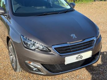 Peugeot 308 SW 1.2 PureTech Allure Estate 5dr Petrol EAT Euro 6 (s/s) (130 ps)