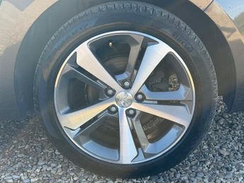 Peugeot 308 SW 1.2 PureTech Allure Estate 5dr Petrol EAT Euro 6 (s/s) (130 ps)