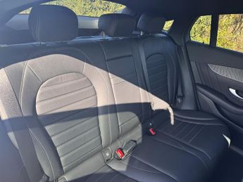 Mercedes GLC300d 4MATIC AMG LINE PREMIUM