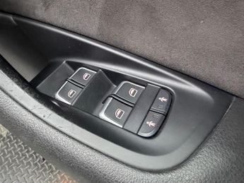 Audi A6 Saloon 2.0 TDI ultra S line S Tronic Euro 6 (s/s) 4dr