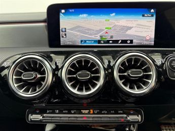 Mercedes CLA180 1.3 AMG Line (Premium Plus 2) Coupe 7G-DCT Euro 6 (s/s) 4dr