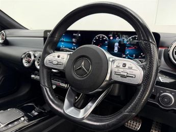 Mercedes CLA180 1.3 AMG Line (Premium Plus 2) Coupe 7G-DCT Euro 6 (s/s) 4dr
