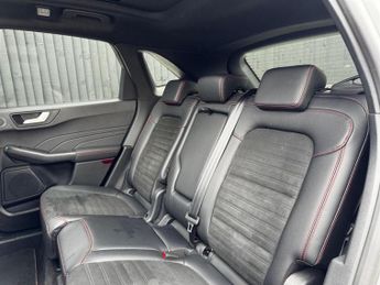 Ford Kuga 2.5 Duratec 14.4kWh ST-Line X Edition CVT Euro 6 (s/s) 5dr