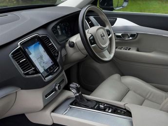 Volvo XC90 2.0 D5 PowerPulse Momentum Pro Auto 4WD Euro 6 (s/s) 5dr