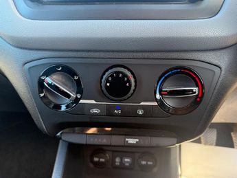 Hyundai i20 1.2 Blue Drive SE Hatchback 5dr Petrol Manual Euro 6 (s/s) (84 p