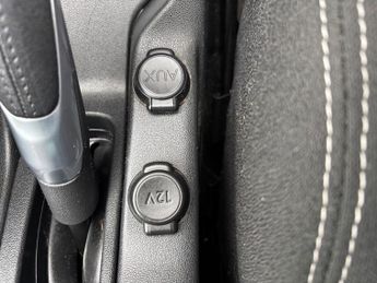 Citroen DS3 1.6 VTi DStyle Hatchback 3dr Petrol Auto Euro 5 (120 ps)