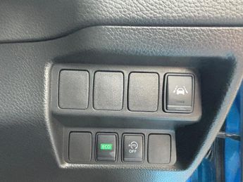 Nissan Qashqai 1.2 DIG-T Tekna SUV 5dr Petrol XTRON Euro 6 (s/s) (115 ps)