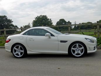 Mercedes SLK200 BLUEEFFICIENCY AMG SPORT AUTOMATIC