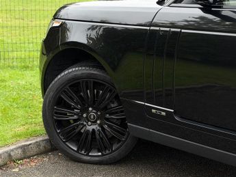 Land Rover Range Rover 4.4 SD V8 Autobiography Black Auto 4WD Euro 5 5dr LWB