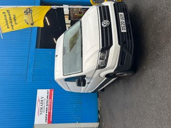 Volkswagen Crafter CR35 TDI L H/R P/V TRENDLINE
