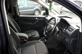 Volkswagen Caddy Maxi Life C20 LIFE TDI, Automatic, Disabled, Wheelchair Accessible Vehicle