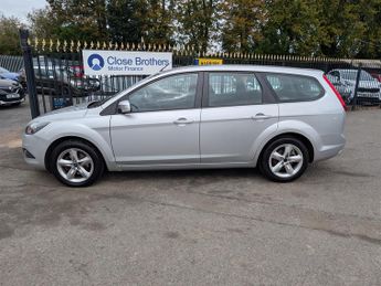 Ford Focus 1.6 Zetec Estate 5dr Petrol Automatic (184 g/km, 99 bhp)