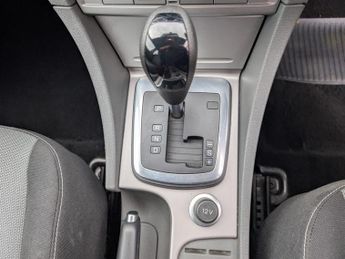 Ford Focus 1.6 Zetec Estate 5dr Petrol Automatic (184 g/km, 99 bhp)