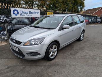 Ford Focus 1.6 Zetec Estate 5dr Petrol Automatic (184 g/km, 99 bhp)