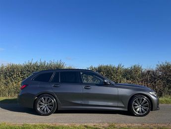 BMW 320i M SPORT TOURING