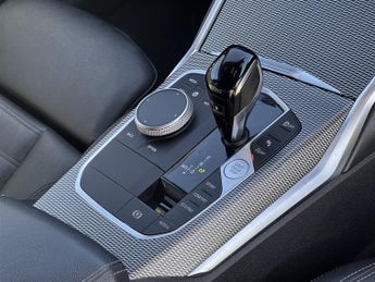 BMW 320i M SPORT TOURING