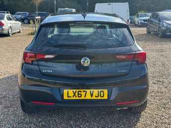 Vauxhall Astra 1.4i Turbo Elite Nav Hatchback 5dr Petrol Auto Euro 6 (s/s) (150