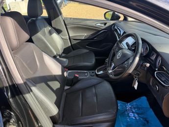 Vauxhall Astra 1.4i Turbo Elite Nav Hatchback 5dr Petrol Auto Euro 6 (s/s) (150