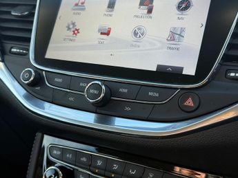 Vauxhall Astra 1.4i Turbo Elite Nav Hatchback 5dr Petrol Auto Euro 6 (s/s) (150