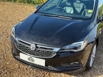 Vauxhall Astra 1.4i Turbo Elite Nav Hatchback 5dr Petrol Auto Euro 6 (s/s) (150