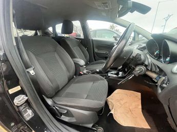 Ford Fiesta Titanium Auto