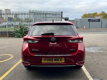 Toyota Auris 1.8 VVT-h Design Hatchback 5dr Petrol Hybrid CVT Euro 6 (s/s) (1