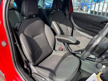 Citroen DS3 1.6 VTi DStyle Plus Hatchback 3dr Petrol Auto Euro 5 (120 ps)