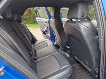 Audi Q2 TDI S LINE
