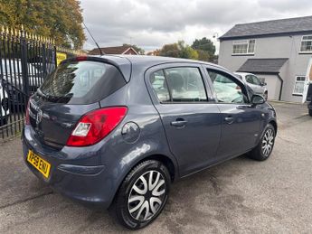 Vauxhall Corsa 1.4i 16v Club Hatchback 5dr Petrol Automatic (166 g/km, 89 bhp)