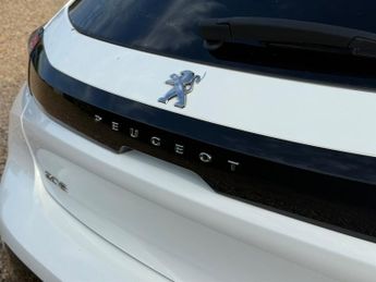 Peugeot 208 1.2 PureTech Allure Premium Hatchback 5dr Petrol Manual Euro 6 (