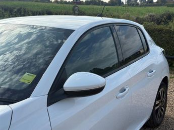 Peugeot 208 1.2 PureTech Allure Premium Hatchback 5dr Petrol Manual Euro 6 (