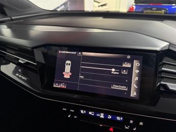 Audi Q4 E-Tron 40 S line Auto 5dr 82kWh
