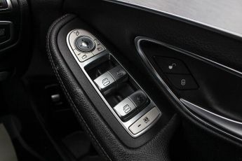 Mercedes C200 1.6 C200d Sport Estate 5dr Diesel G-Tronic+ Euro 6 (s/s) (136 ps