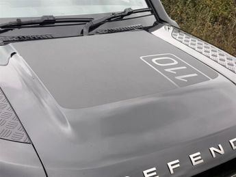 Land Rover Defender 110 D300 HARD TOP X-DYNAMIC HSE COMMERCIAL NO VAT