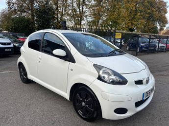Toyota AYGO 1.0 VVT-i Go Hatchback 5dr Petrol MultiMode Euro 5 (AC) (67 ps)