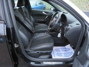 Audi A1 SPORTBACK TFSI S LINE AUTOMATIC