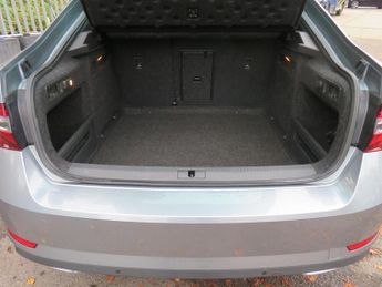 Skoda Superb SPORTLINE TDI DSG AUTOMATIC