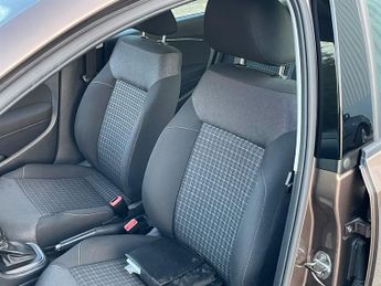 Volkswagen Polo 1.2 TSI BLUEMOTION | AUTOMATIC | LOW MILES | RARE COLOUR COMBO |