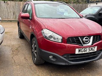 Nissan Qashqai 1.5 dCi n-tec SUV 5dr Diesel Manual 2WD Euro 5 (110 ps)