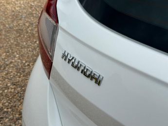 Hyundai i10 1.0 SE Connect Hatchback 5dr Petrol Manual Euro 6 (s/s) (67 ps)