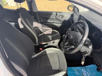 Hyundai i10 1.0 SE Connect Hatchback 5dr Petrol Manual Euro 6 (s/s) (67 ps)