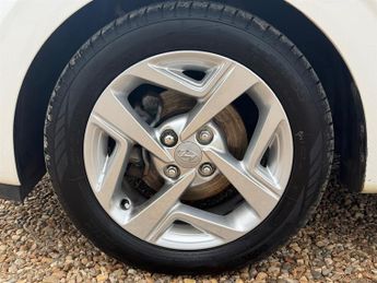 Hyundai i10 1.0 SE Connect Hatchback 5dr Petrol Manual Euro 6 (s/s) (67 ps)