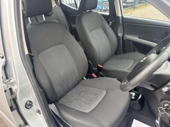 Hyundai i10 1.2 Active Hatchback 5dr Petrol Auto Euro 5 (85 bhp)