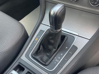 Volkswagen Golf 1.2 TSI BLUEMOTION | AUTOMATIC | RARE SPEC | SERVICED |