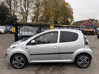 Peugeot 107 1.0 12V Allure Hatchback 5dr Petrol 2 Tronic Euro 5 (68 ps)